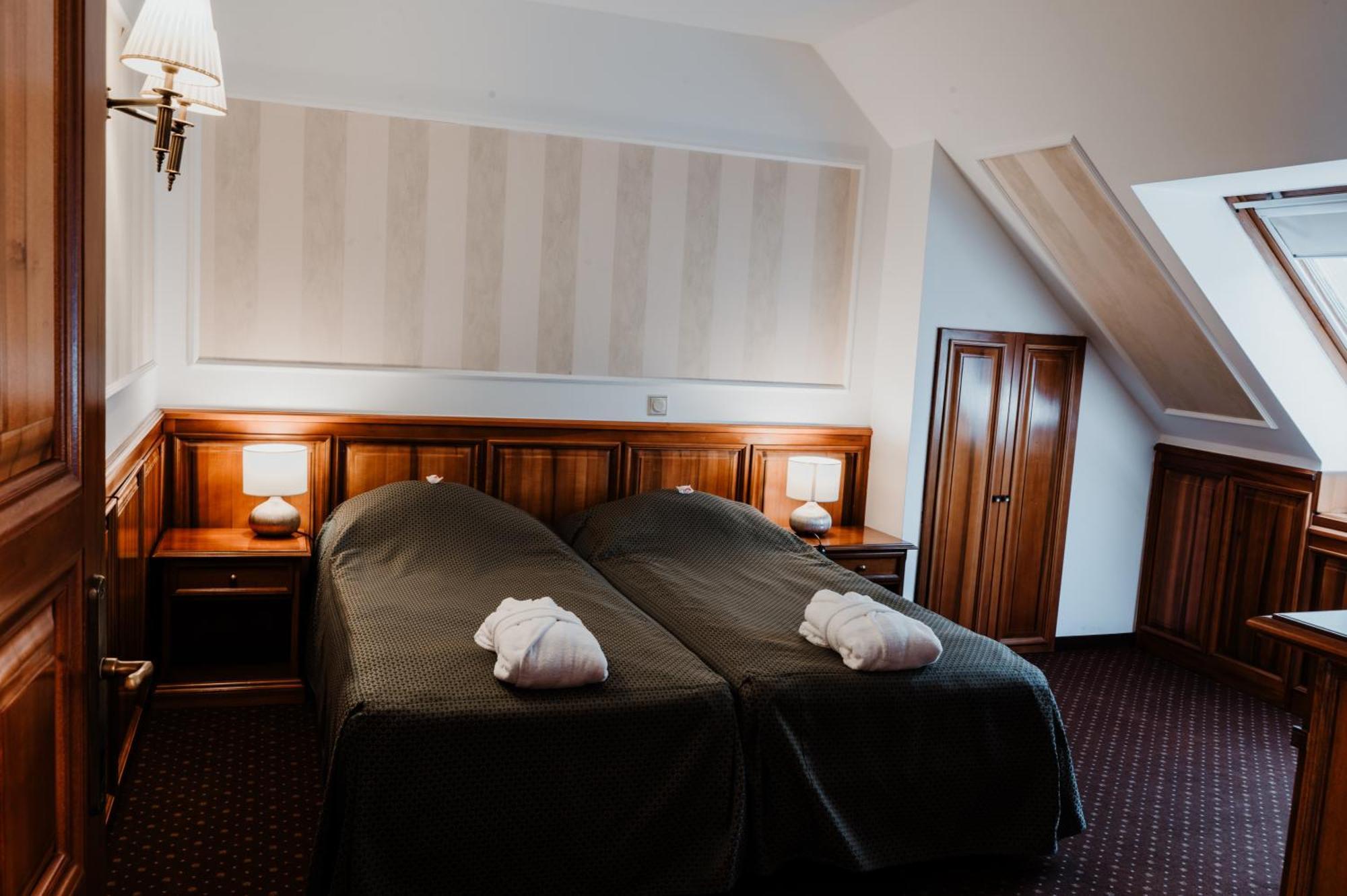 Kastelyhotel Sasvar Resort Parádsasvár Zewnętrze zdjęcie