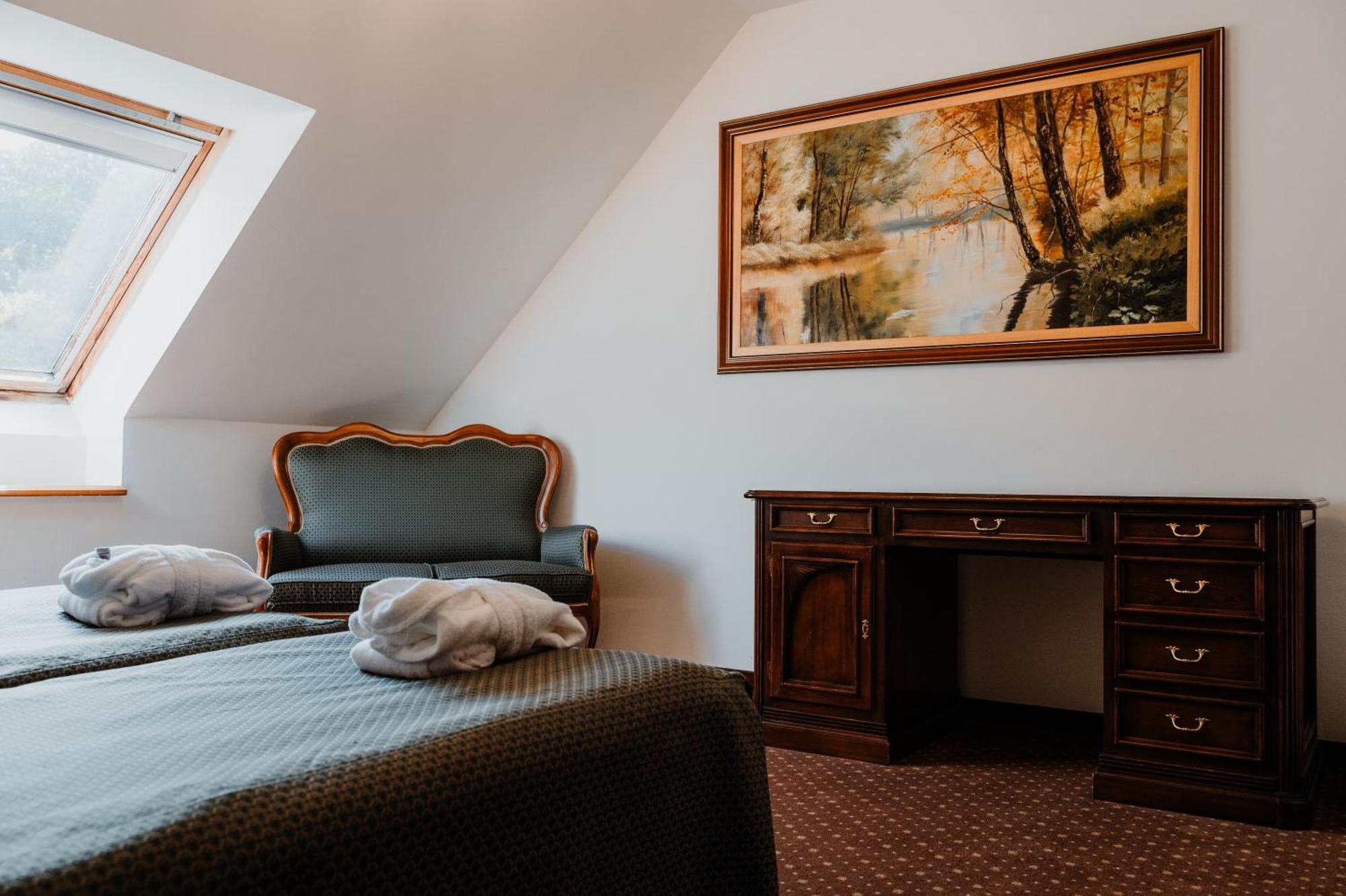 Kastelyhotel Sasvar Resort Parádsasvár Zewnętrze zdjęcie