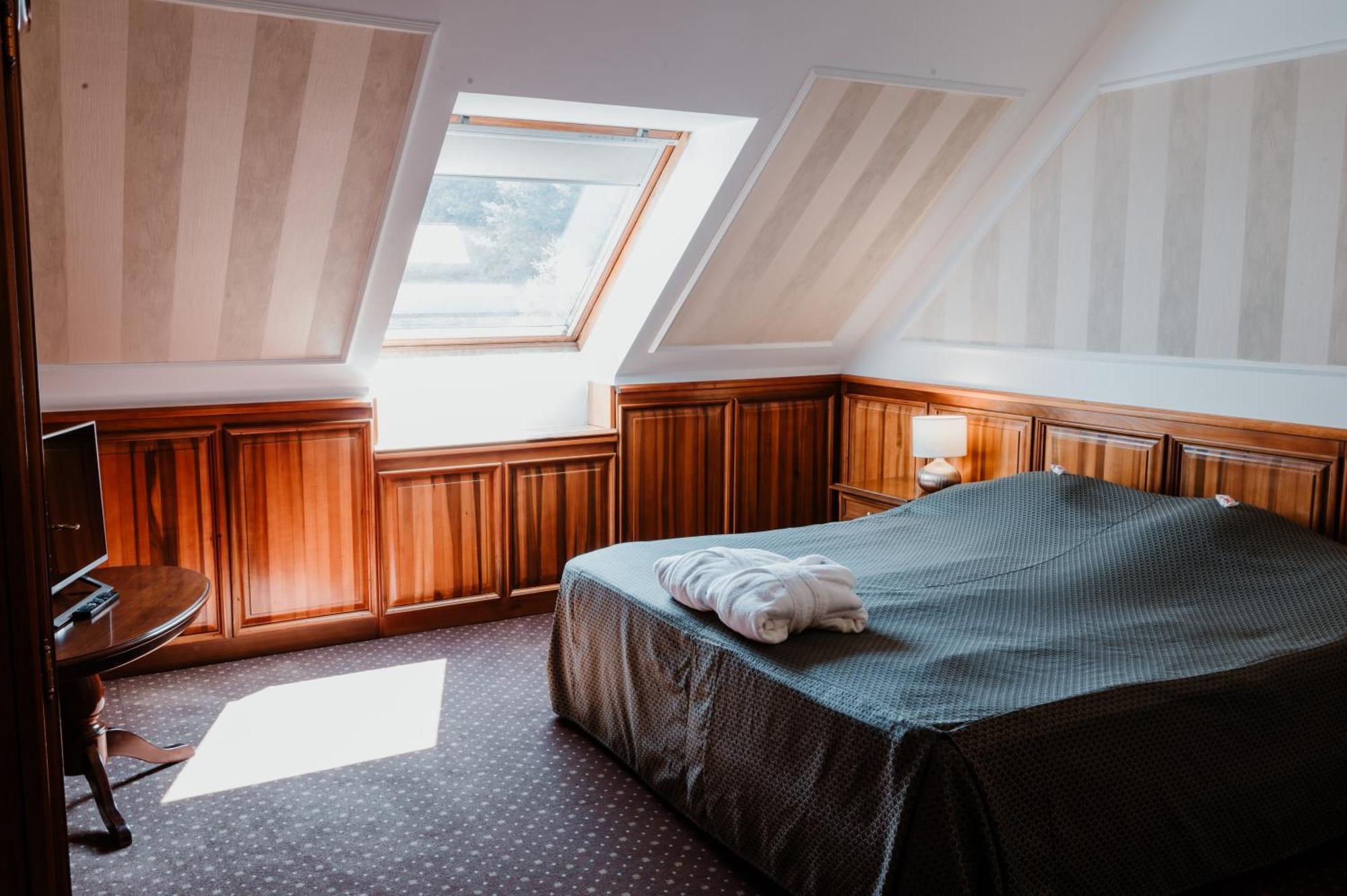 Kastelyhotel Sasvar Resort Parádsasvár Zewnętrze zdjęcie
