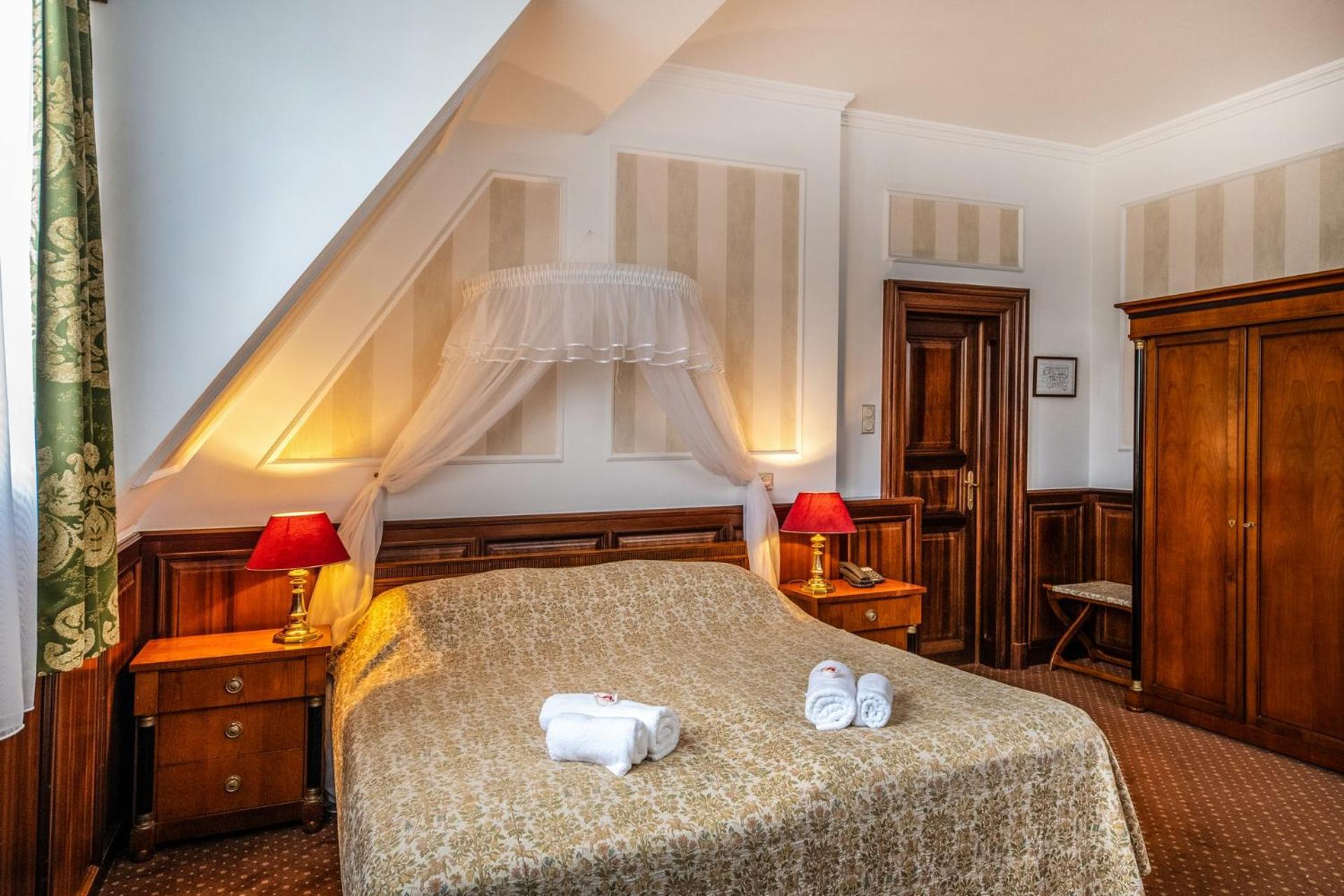 Kastelyhotel Sasvar Resort Parádsasvár Zewnętrze zdjęcie