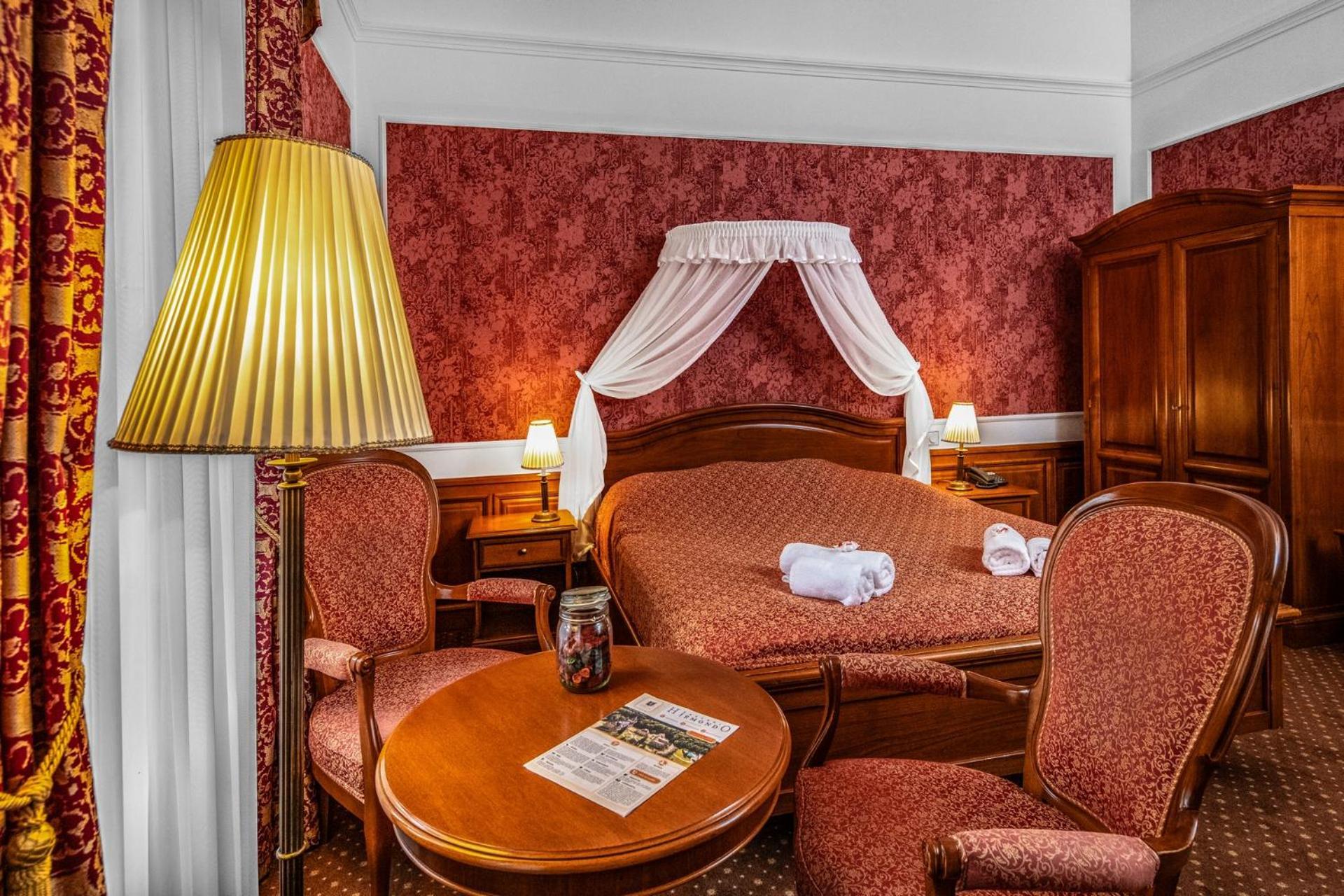 Kastelyhotel Sasvar Resort Parádsasvár Zewnętrze zdjęcie